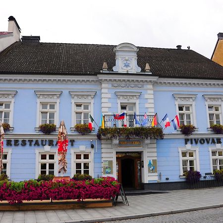 Hotel Restaurant Modra Hvezda Dobrany  Exterior photo