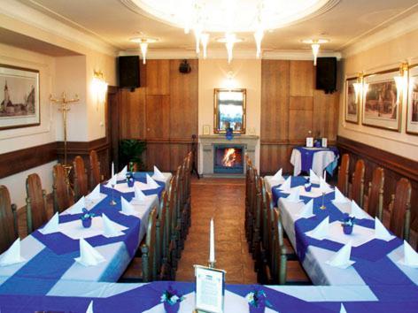 Hotel Restaurant Modra Hvezda Dobrany  Exterior photo